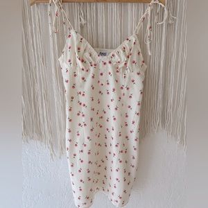 SALE🌟 Princess Polly Dress